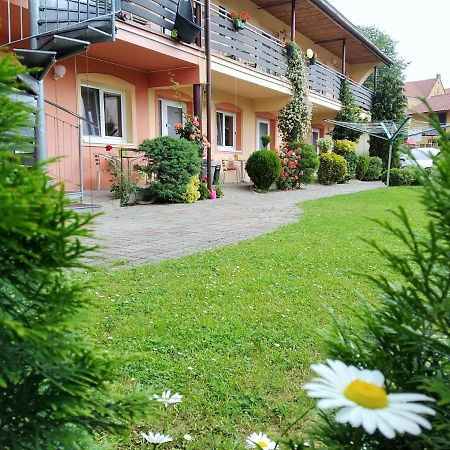 Penzion Areal Zamma Rožňava Exteriör bild