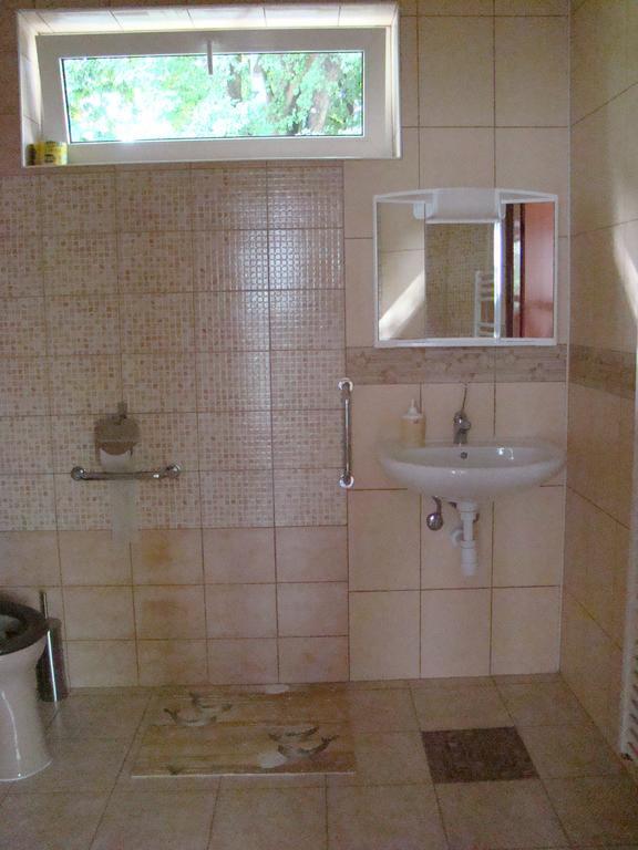 Penzion Areal Zamma Rožňava Exteriör bild